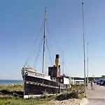 In Am Ostseestrand