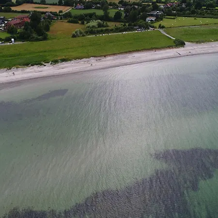 In Am Ostseestrand * Damp